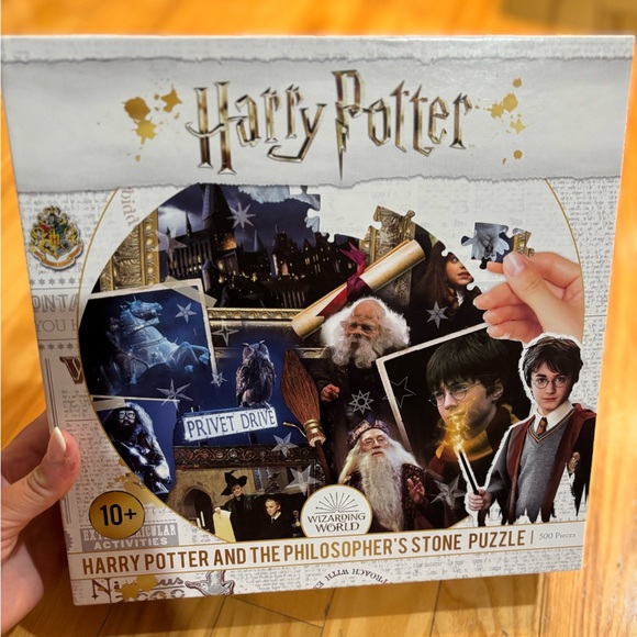 Harry Potter unique circular 500 piece puzzle and 2 funko pops - Picture 3 of 13